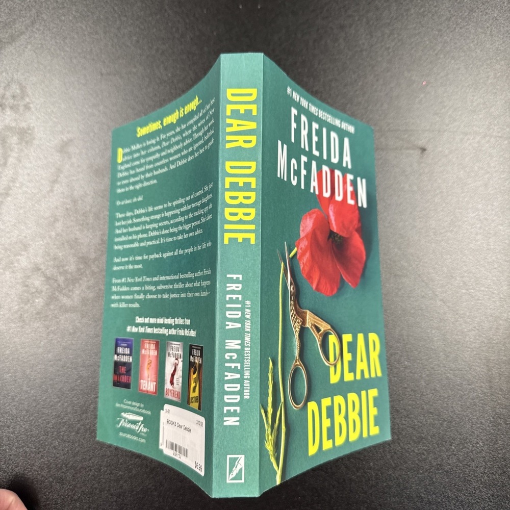 Dear Debbie by Freida McFadden (2026, Trade Paperback) - Picture 3 of 4